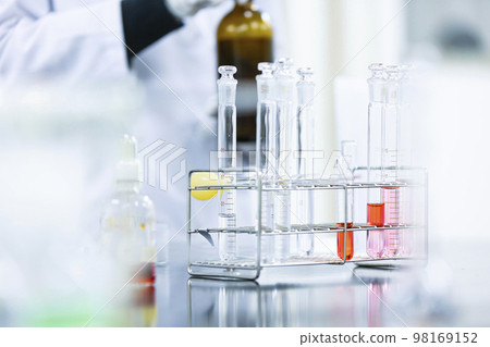 Chemical inspection scene at the laboratory 98169152