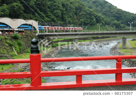 神奈川縣箱根湯本溫泉鄉箱根湯本散步路線的早川 神奈川縣箱根湯本溫泉鄉箱根湯本散步路線的早川 98173307