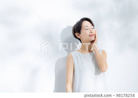 Beauty image 98178258