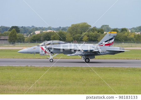 US Navy F/A-18F Super Hornet Landing 98183133