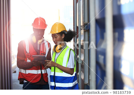 man working at logistics industry 98183739