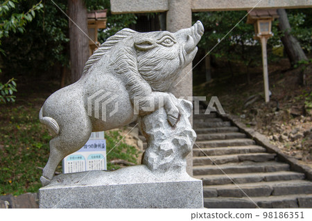 岡山縣和氣町和氣神社駒野市 岡山縣和氣町和氣神社駒野市 98186351