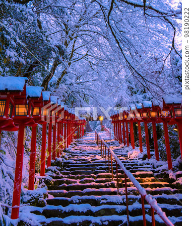 Kibune神社雪景 98190222