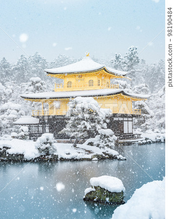 金閣寺雪景 98190484