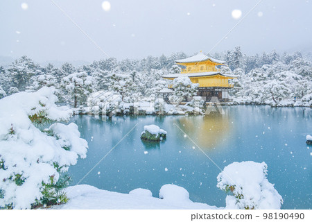 金閣寺雪景 98190490