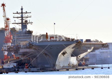 US aircraft carrier Ronald Reagan 98190608