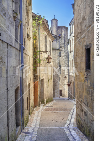 Street in Perigueux, France Street in Perigueux, France 98190873