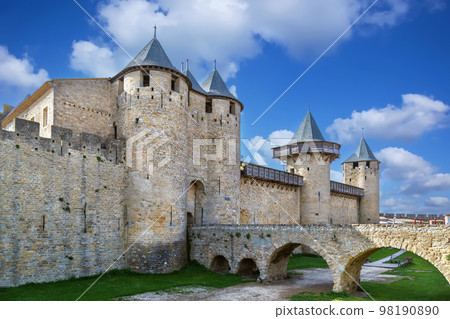 Cite de Carcassonne, France 98190890