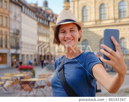 summer female solo trip to Europe, 98193367