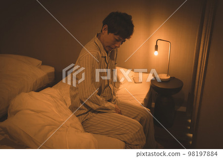 Adult bedwetting 98197884