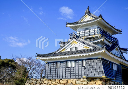 好天氣下的濱松市、濱松城 98198312