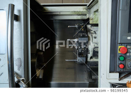 Image of machine tool, machining center, NC lathe 98199345