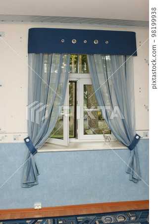 Luxurious curtains at home Luxurious curtains at home 98199938
