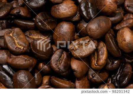fried coffee beans background 98201342