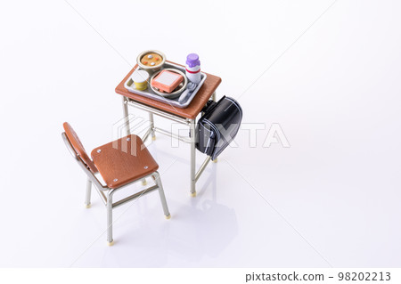 小學午餐圖像微型 98202213