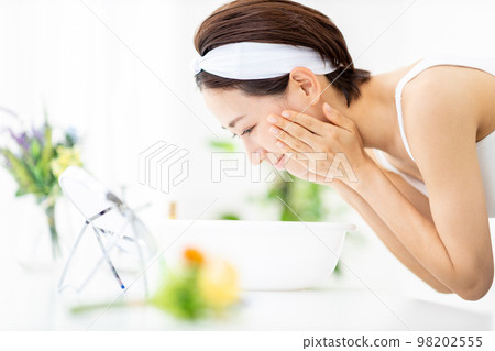 洗臉女人護膚 98202555
