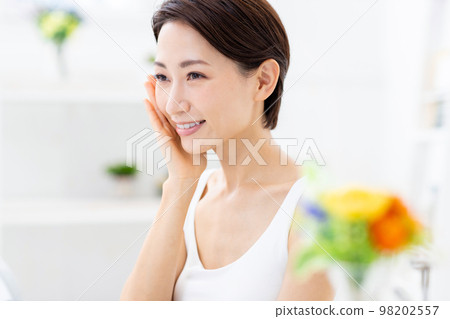 中年女性抗衰老 98202557