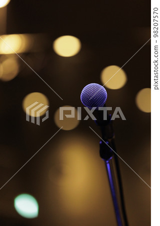 麥克風直播 麥克風直播 98207570