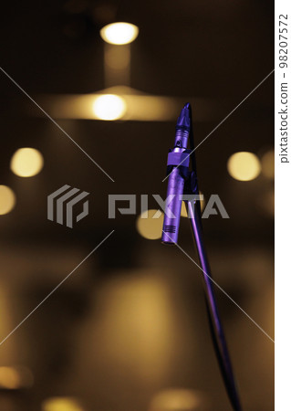 mic live mic live 98207572