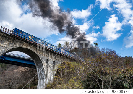 Cross the Iwane Bridge in Tono City near the SL Ginga Last Run 98208584