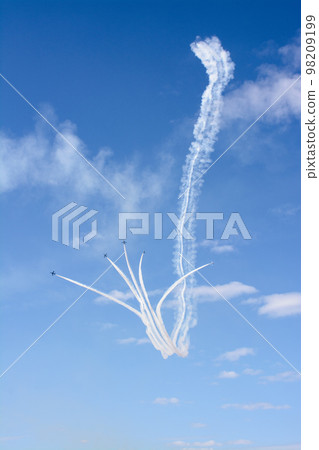 2022百里基地航空節藍色脈衝特技飛行 2022百里基地航空節藍色脈衝特技飛行 98209199