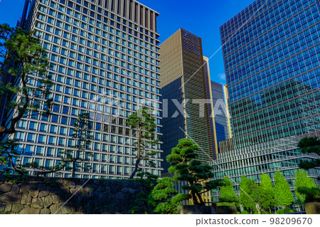 [東京都市風景] 和田倉噴泉公園都市風景 98209670