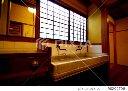 Cultural Path Futabakan Washstand 98209706