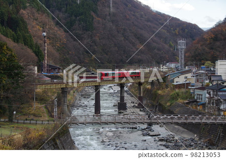 大糸線度假村雪月河7號姬川大橋開通65週年紀念 98213053