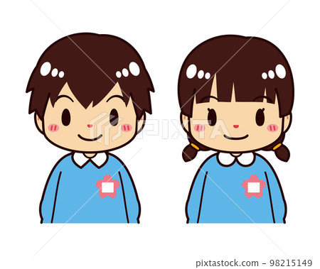 可愛的幼兒園小朋友穿著罩衫排成一排 98215149