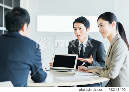 Conference 98215402