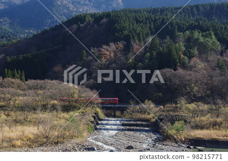 大糸線度假村雪月橫河大橋開通65週年紀念 98215771