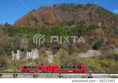 Commemorating the 65th anniversary of the opening of the entire Oito Line Resort Setsugetsuka Kotaki Railway Bridge Commemorating the 65th anniversary of the opening of the entire Oito Line Resort Setsugetsuka Kotaki Railway Bridge 98215905
