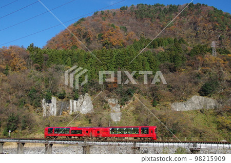 Commemorating the 65th anniversary of the opening of the entire Oito Line Resort Setsugetsuka Kotaki Railway Bridge Commemorating the 65th anniversary of the opening of the entire Oito Line Resort Setsugetsuka Kotaki Railway Bridge 98215909