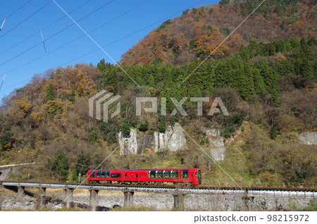 Commemorating the 65th anniversary of the opening of the entire Oito Line Resort Setsugetsuka Kotaki Railway Bridge Commemorating the 65th anniversary of the opening of the entire Oito Line Resort Setsugetsuka Kotaki Railway Bridge 98215972