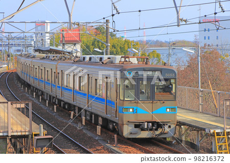 名古屋市交通局3050號列車在名鐵豐田線上行駛的風景 98216372