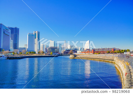 (神奈川縣)橫濱 Minatomirai Zou-no-hana 防波堤 (神奈川縣)橫濱 Minatomirai Zou-no-hana 防波堤 98219068