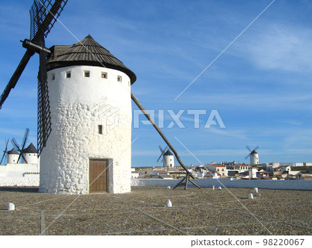 Windmill of Spain 98220067