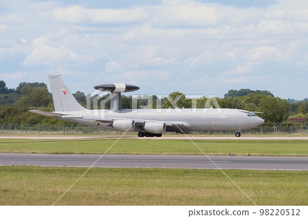 皇家空軍 AEW.1 哨兵滑行 98220512