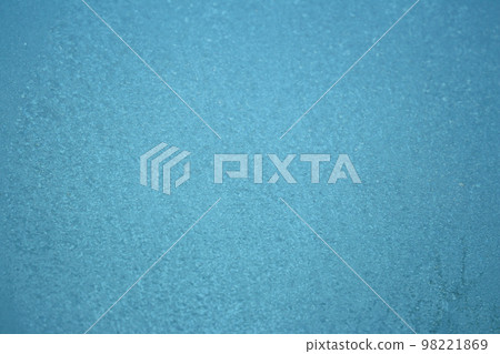 Frozen car windshield on winter morning 98221869