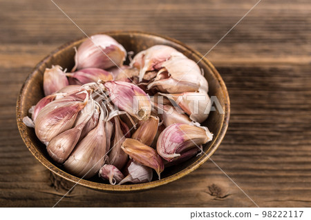Organic garlic 98222117