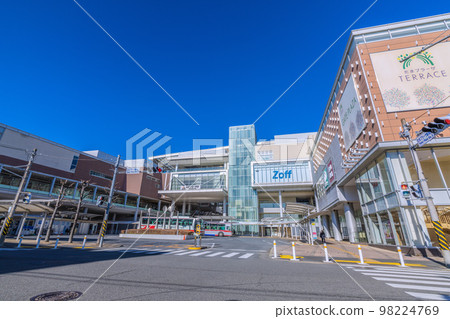 Views of Tama-Plaza Station in Yokohama, Japan Views of Tama-Plaza Station in Yokohama, Japan 98224769
