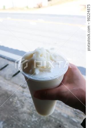 milkshake or banana smoothie or banana milkshake 98224875