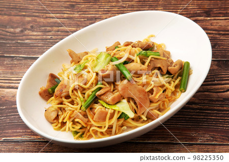 荷魯門炒麵 98225350