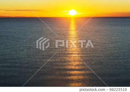 Sea sunset Sea sunset 98225510