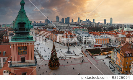 Aerial view of the Christmas tree near Castle Square with Column of Sigismund in polish capital - Warsaw. Christmas spirit in Warsaw city. Aerial view of the Christmas tree near Castle Square with Column of Sigismund in polish capital - Warsaw. Christmas spirit in Warsaw city. 98226094