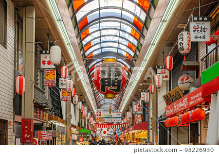 [Osaka Prefecture] Kuromon Market 98226930