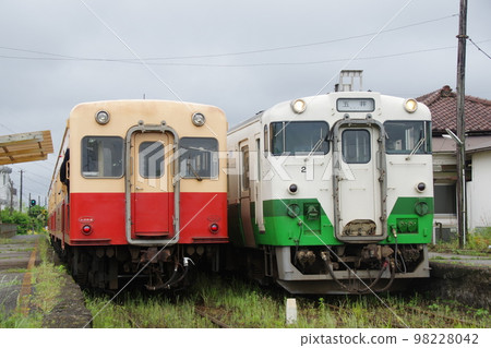 Kominato Railway Kazusa Yamada Station Kiha 200 and Kiha 40 98228042