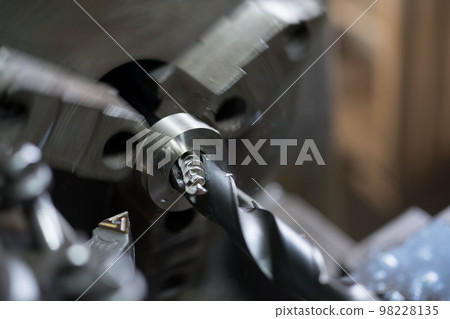 Drilling with lathe Drilling with lathe 98228135