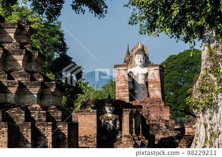 Wat Temple beautiful temple in the historical park Thailand 98229211