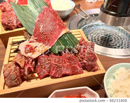 烤肉店肉拼盤 烤肉店肉拼盤 98231808